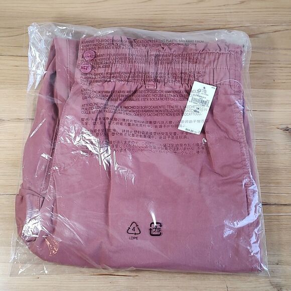 New With Tags Size 14 Plus Kids Smocked Smooth Woven Khaki Pants With Washwell - Picture 3 of 5